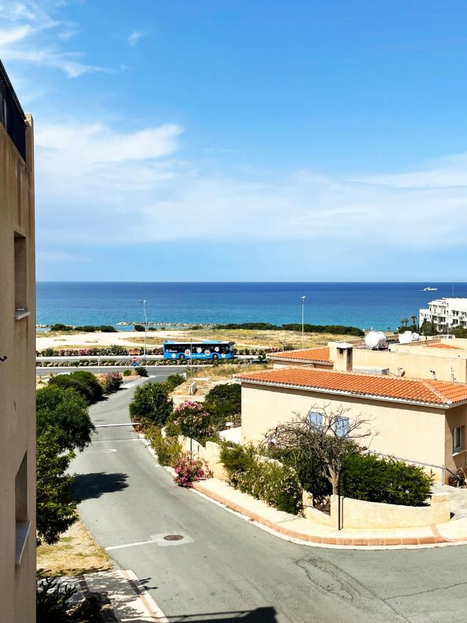 Direct Sea View & Quality Bed - Kings Palace 1 Bed Пафос Екстериор снимка