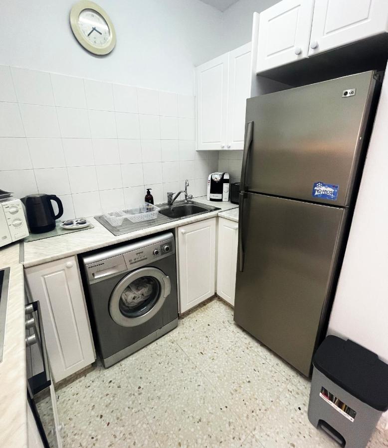 Direct Sea View & Quality Bed - Kings Palace 1 Bed Пафос Екстериор снимка