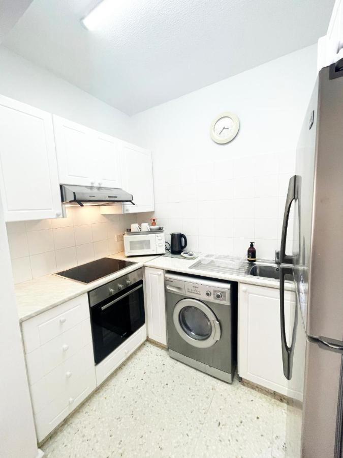 Direct Sea View & Quality Bed - Kings Palace 1 Bed Пафос Екстериор снимка
